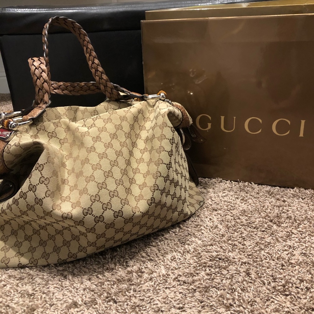 Gucci big shoulder bag